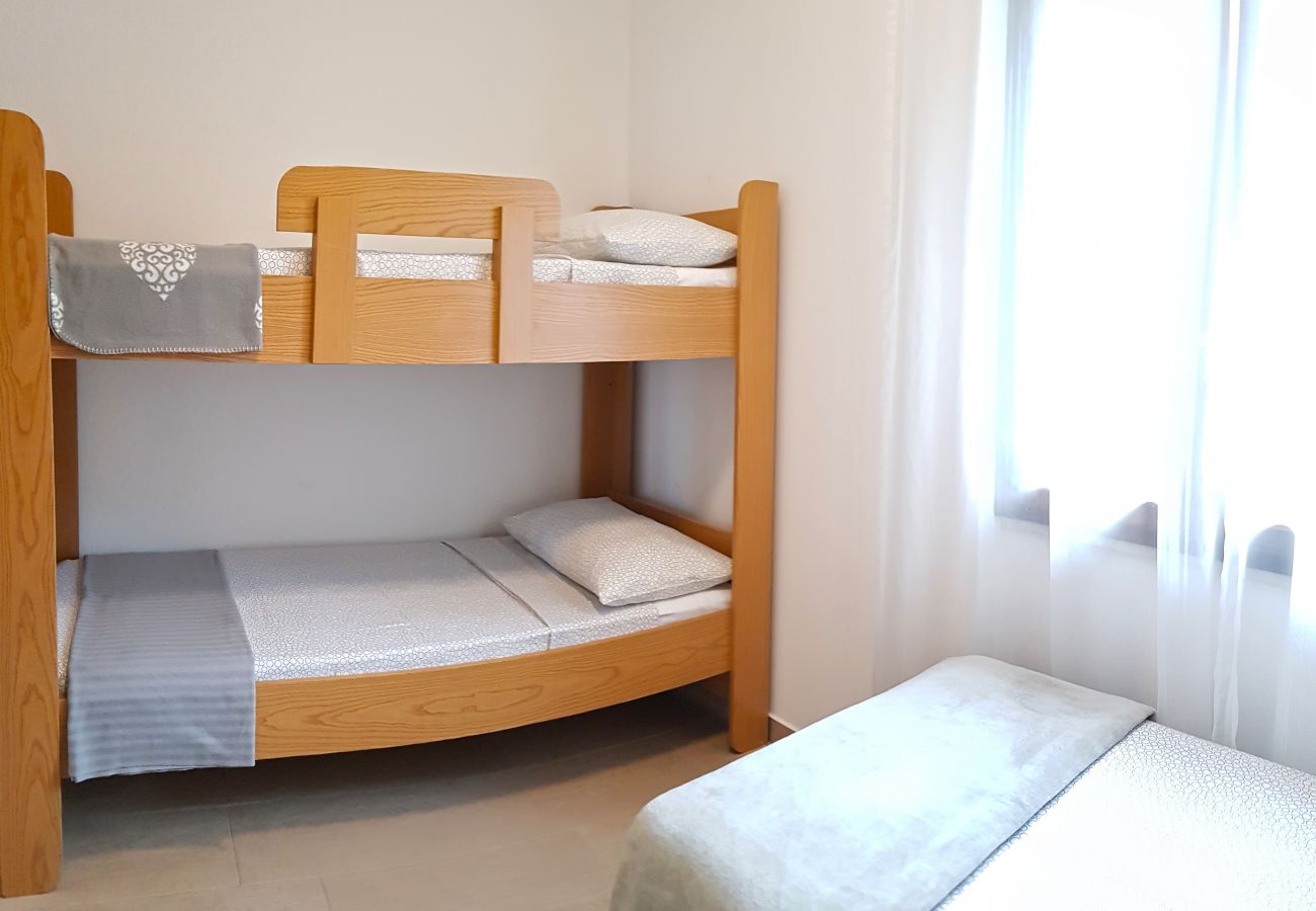 Casa a Tremosine - Casa Gina Giardino Holideal Apartment Casa a Tremosine - Casa Gina Giardino Holideal Apartment