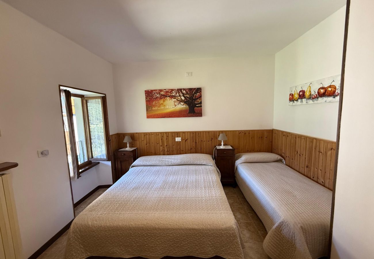 Casa a Tremosine - Casa del Borgo Pregasio Garden Casa a Tremosine - Casa del Borgo Pregasio Garden