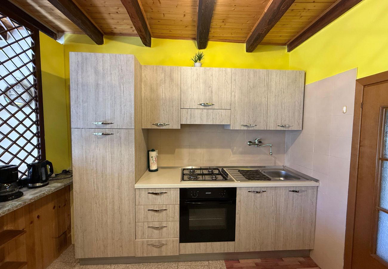 Casa a Tremosine - Casa del Borgo Pregasio Garden Casa a Tremosine - Casa del Borgo Pregasio Garden