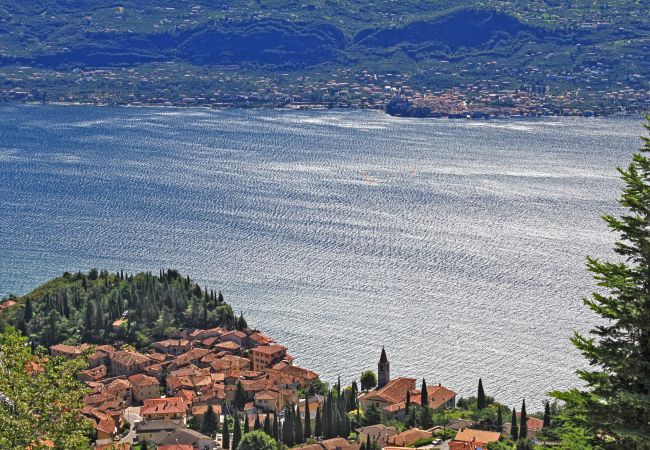 Appartamento a Tremosine - La Quiete 24 Holideal Apartment Lake view Appartamento a Tremosine - La Quiete 24 Holideal Apartment Lake view