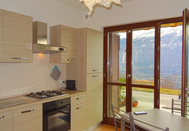 Appartamento a Tremosine - La Quiete 19 Holideal Apartment Lake View Appartamento a Tremosine - La Quiete 19 Holideal Apartment Lake View