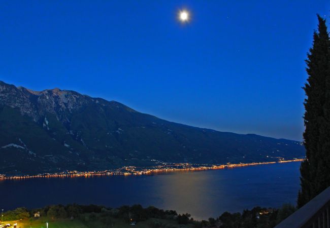 Appartamento a Tremosine - La Quiete 19 Holideal Apartment Lake View Appartamento a Tremosine - La Quiete 19 Holideal Apartment Lake View