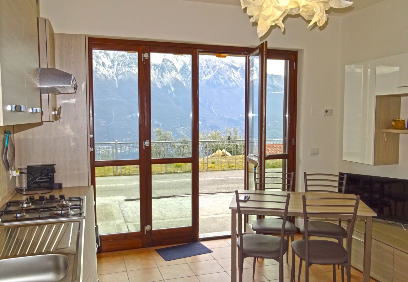 Appartamento a Tremosine - La Quiete 19 Holideal Apartment Lake View Appartamento a Tremosine - La Quiete 19 Holideal Apartment Lake View