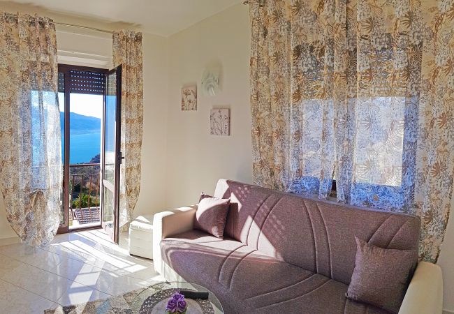 Appartamento a Tremosine - Casa Palanca Holideal Appartamento a Tremosine - Casa Palanca Holideal