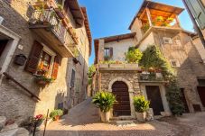 Appartamento a Tremosine - Casa La Pief 1  Giallo apartment