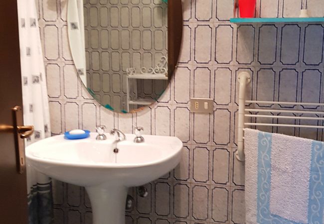 Appartamento a Tremosine - Country House Casa Marisa Patio Garden and view Appartamento a Tremosine - Country House Casa Marisa Patio Garden and view