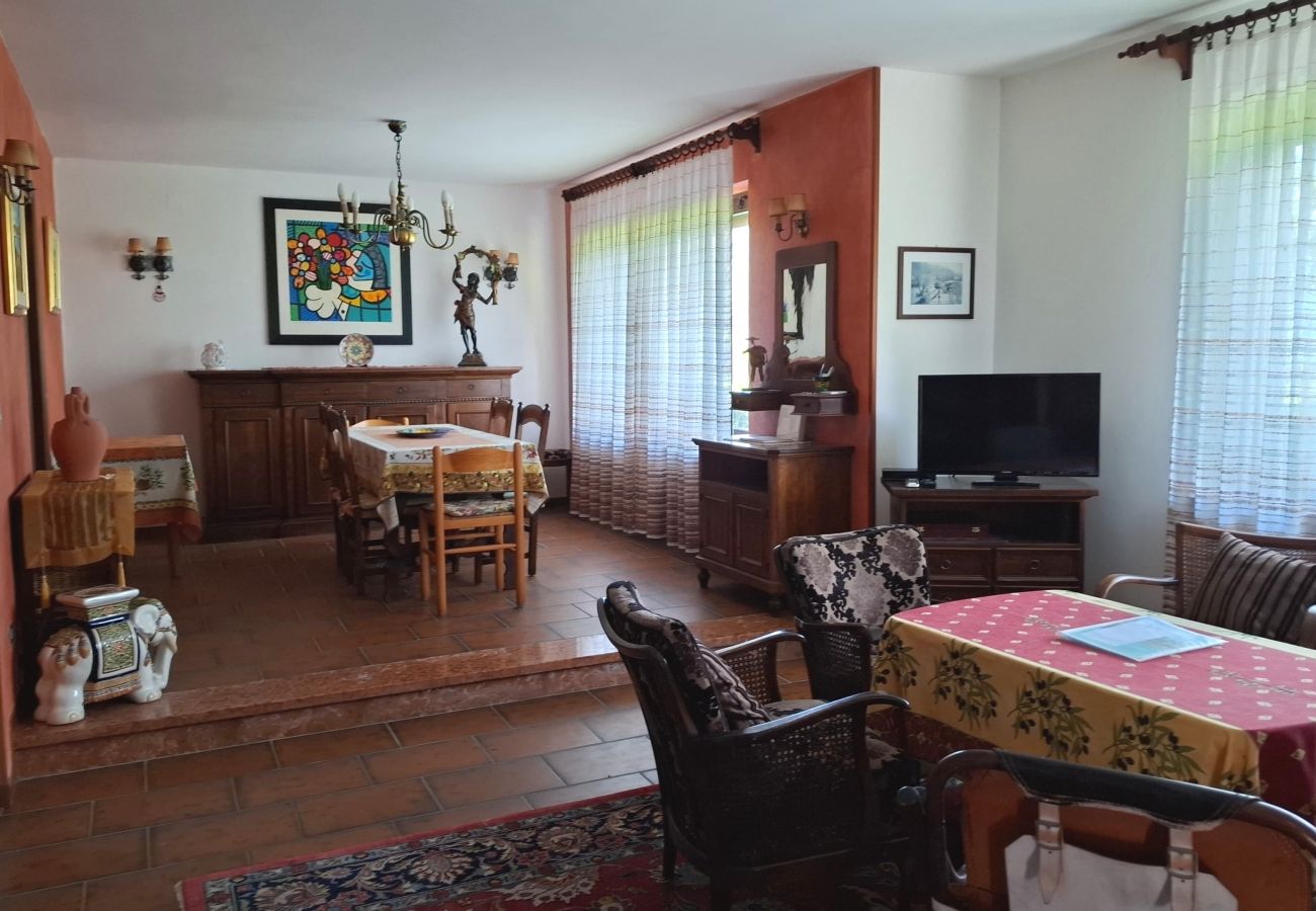 Appartamento a Tremosine - Country House Casa Marisa Patio Garden and view Appartamento a Tremosine - Country House Casa Marisa Patio Garden and view