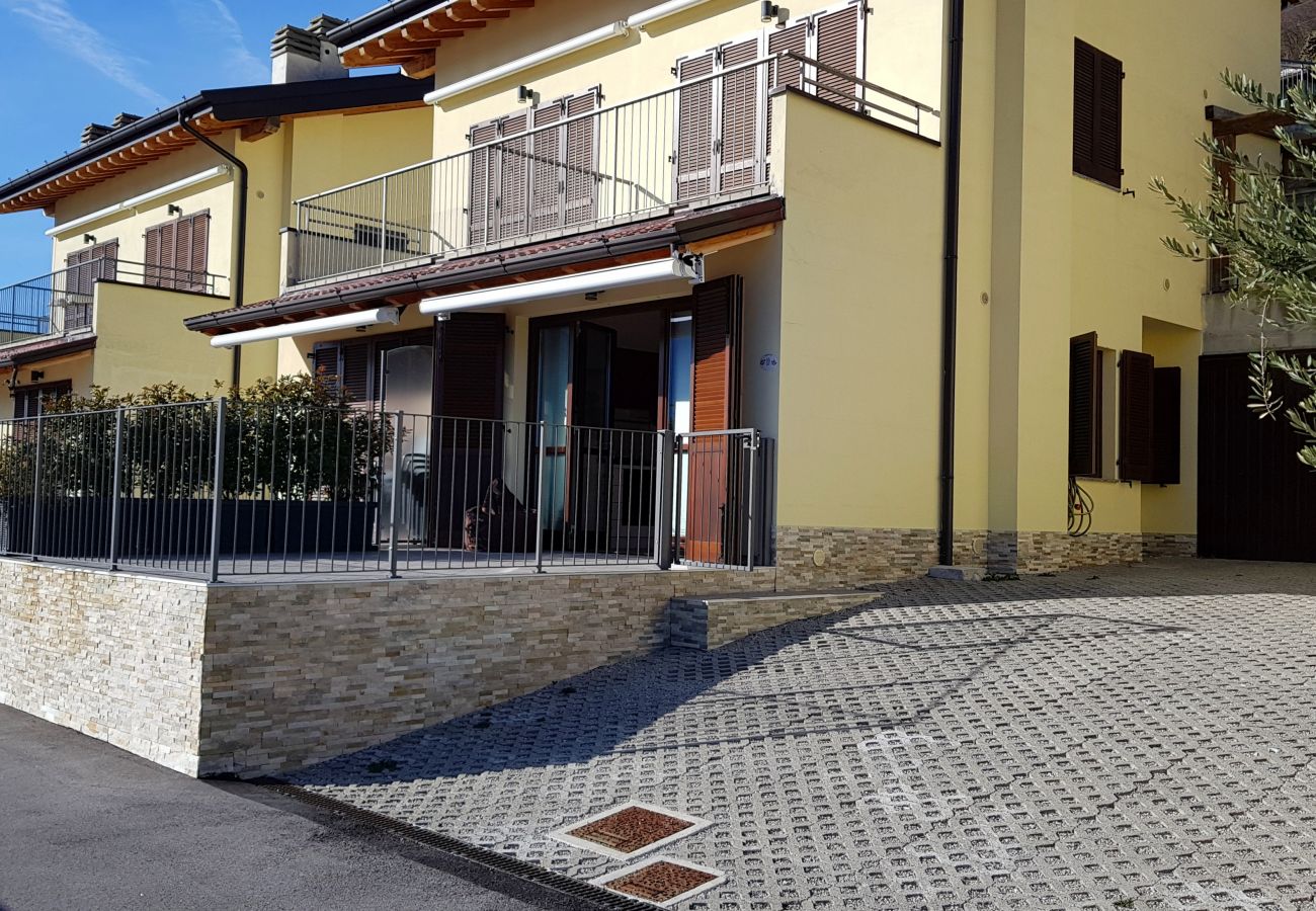 Appartamento a Tremosine - La Quiete 10 Terrace lake view apartment