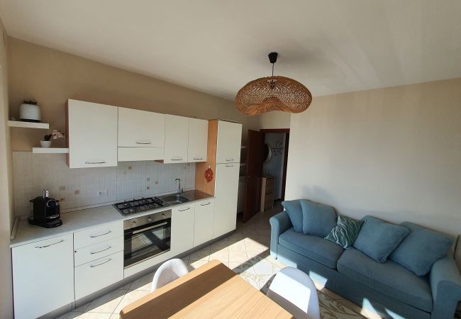 Appartamento a Tremosine - La Quiete Barbara apartment Terrace Lake view Appartamento a Tremosine - La Quiete Barbara apartment Terrace Lake view