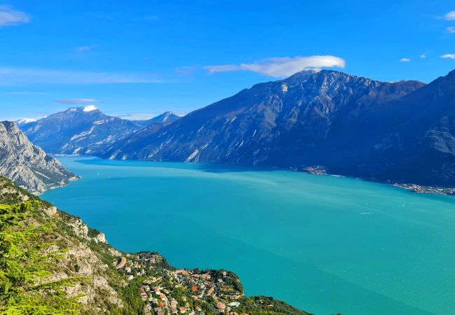 Appartamento a Tremosine - Country House Casa Marisa Balcony lake view Appartamento a Tremosine - Country House Casa Marisa Balcony lake view