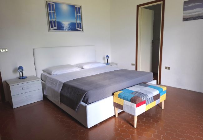Appartamento a Tremosine - Country House Casa Marisa Balcony lake view Appartamento a Tremosine - Country House Casa Marisa Balcony lake view