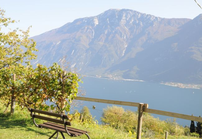 Appartamento a Tremosine - Villetta 56 Blue Vista lago Giardino Appartamento a Tremosine - Villetta 56 Blue Vista lago Giardino