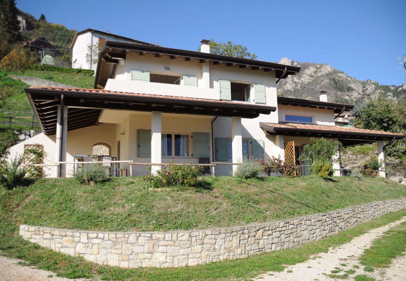 Appartamento a Tremosine - Villetta 56 Blue Vista lago Giardino Appartamento a Tremosine - Villetta 56 Blue Vista lago Giardino