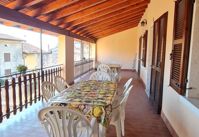 Appartamento a Tignale - Bonaventura 4 Gardola Apartment Appartamento a Tignale - Bonaventura 4 Gardola Apartment