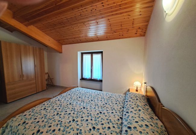 Appartamento a Tignale - Bonaventura 4 Gardola Apartment Appartamento a Tignale - Bonaventura 4 Gardola Apartment