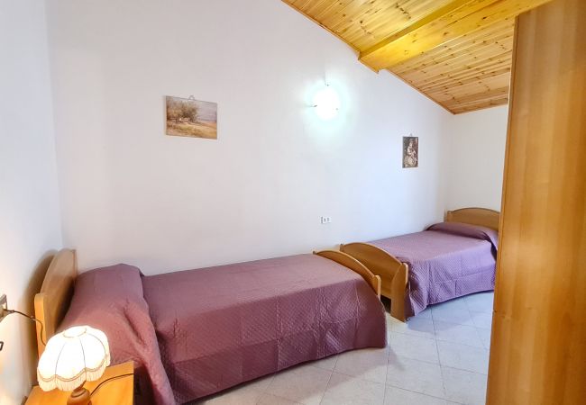 Appartamento a Tignale - Bonaventura 4 Gardola Apartment Appartamento a Tignale - Bonaventura 4 Gardola Apartment