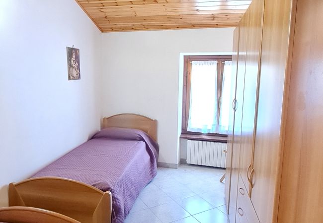 Appartamento a Tignale - Bonaventura 4 Gardola Apartment Appartamento a Tignale - Bonaventura 4 Gardola Apartment