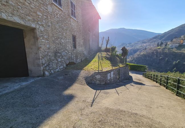 Appartamento a Tignale - Bonaventura 4 Gardola Apartment Appartamento a Tignale - Bonaventura 4 Gardola Apartment