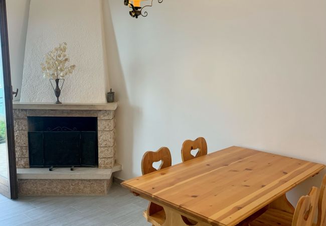 Appartamento a Tremosine - Casa Eulberg Marcania Balcone vista lago Appartamento a Tremosine - Casa Eulberg Marcania Balcone vista lago