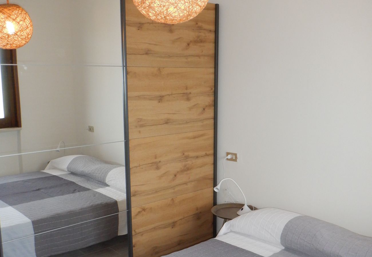 Appartamento a Tremosine - Casa Eulberg Marcania Balcone vista lago Appartamento a Tremosine - Casa Eulberg Marcania Balcone vista lago