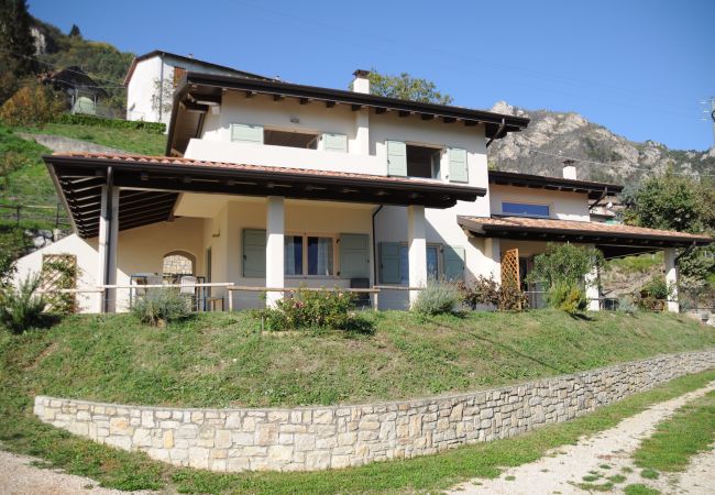  a Tremosine - Villetta 56 Rosso Vista lago balcony