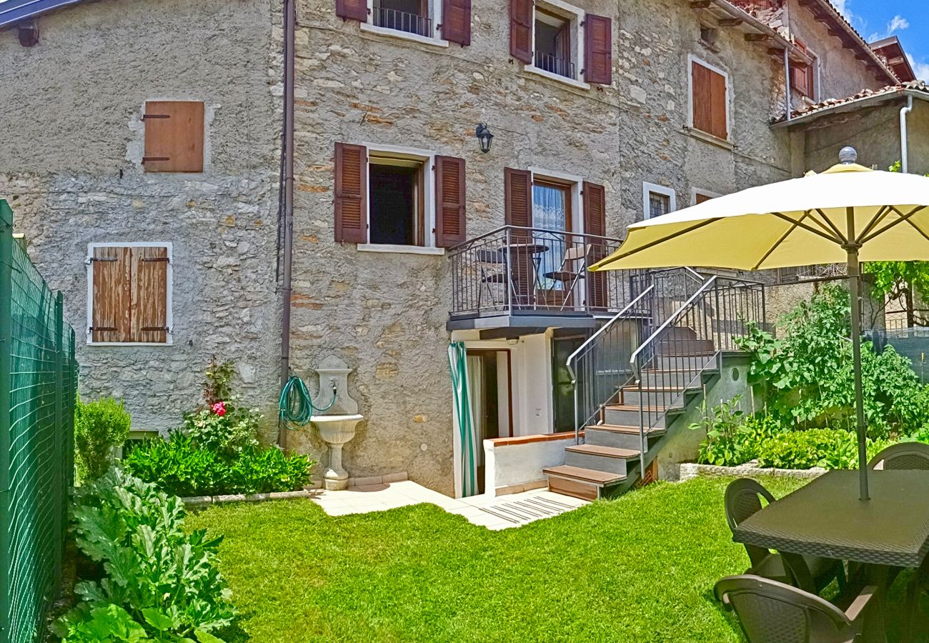 Ferienhaus in Tremosine - Casa del Borgo Pregasio Garden