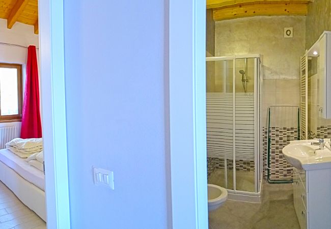 Ferienwohnung in Tremosine - Villa Vagne 2 Holideal Lake View Apartment Ferienwohnung in Tremosine - Villa Vagne 2 Holideal Lake View Apartment