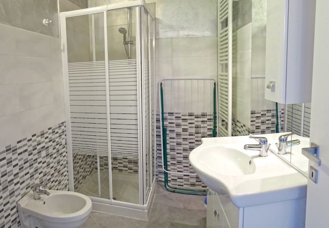 Ferienwohnung in Tremosine - Villa Vagne 2 Holideal Lake View Apartment Ferienwohnung in Tremosine - Villa Vagne 2 Holideal Lake View Apartment