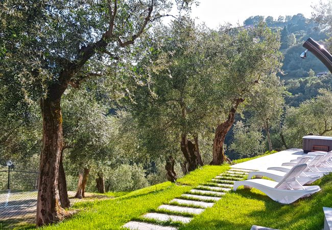 Ferienwohnung in Tremosine - Villa Vagne 2 Holideal Lake View Apartment Ferienwohnung in Tremosine - Villa Vagne 2 Holideal Lake View Apartment