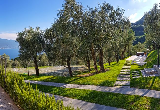 Ferienwohnung in Tremosine - Villa Vagne 2 Holideal Lake View Apartment Ferienwohnung in Tremosine - Villa Vagne 2 Holideal Lake View Apartment