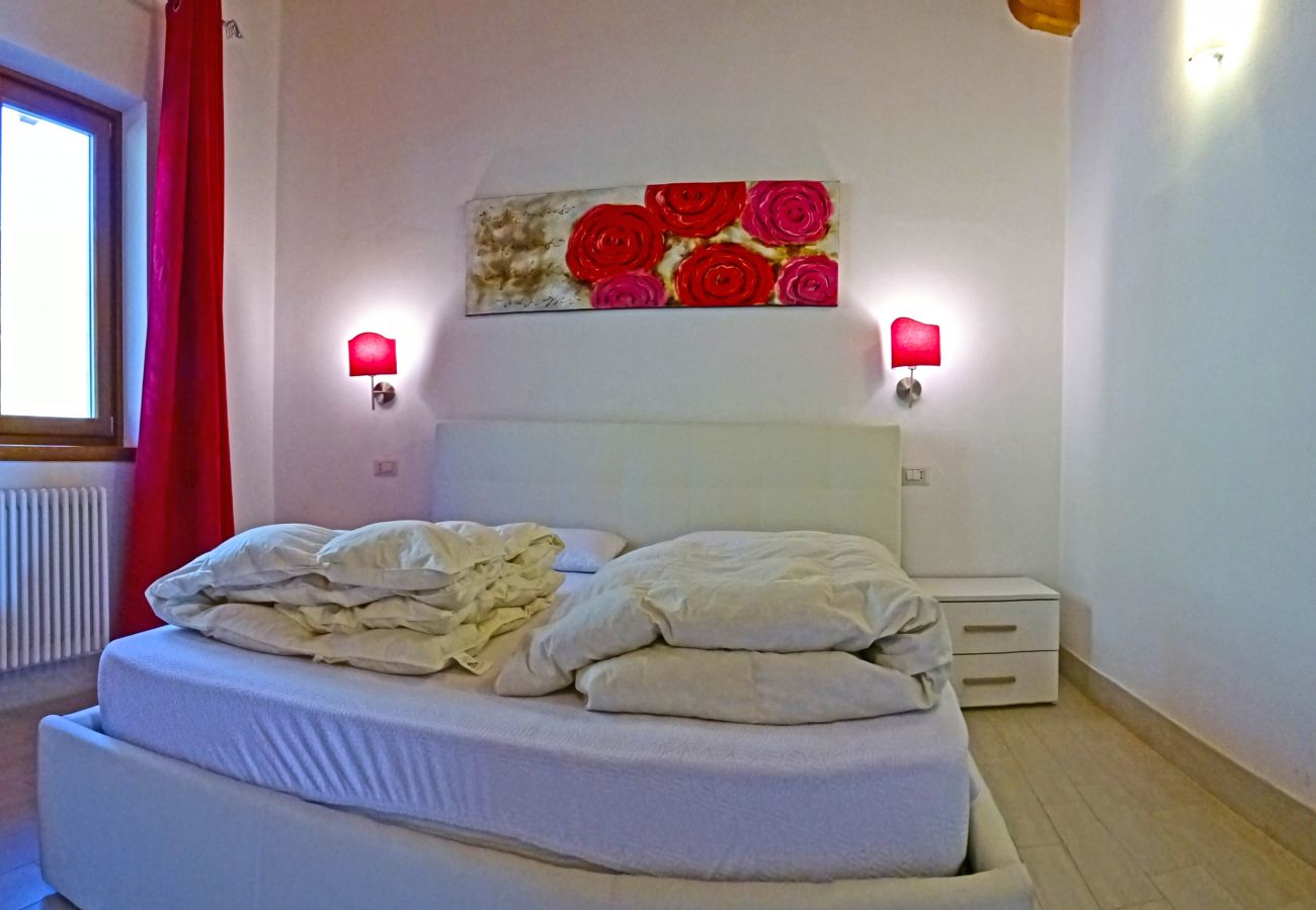 Ferienwohnung in Tremosine - Villa Vagne 2 Holideal Lake View Apartment Ferienwohnung in Tremosine - Villa Vagne 2 Holideal Lake View Apartment