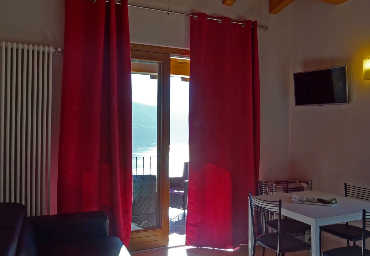 Ferienwohnung in Tremosine - Villa Vagne 2 Holideal Lake View Apartment Ferienwohnung in Tremosine - Villa Vagne 2 Holideal Lake View Apartment