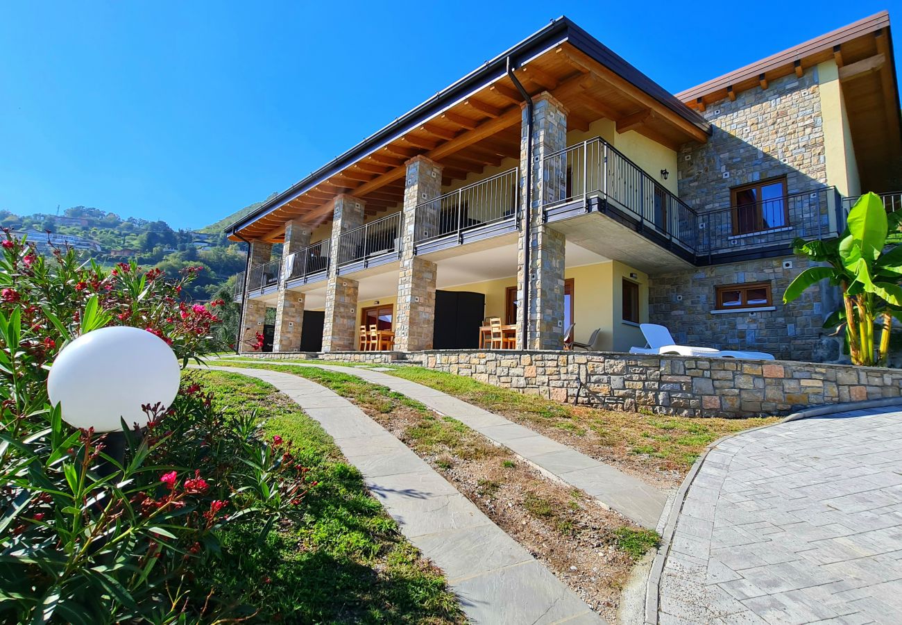 Ferienwohnung in Tremosine - Villa Vagne 2 Holideal Lake View Apartment Ferienwohnung in Tremosine - Villa Vagne 2 Holideal Lake View Apartment