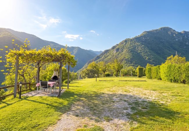 Ferienwohnung in Tremosine - Casa Belvedere Ciclamino 017189-CNI-00110