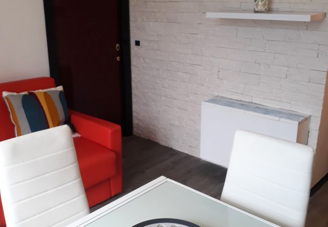 Ferienwohnung in Campione del Garda - Campione Giulia Exclusive Lakefront Ferienwohnung in Campione del Garda - Campione Giulia Exclusive Lakefront