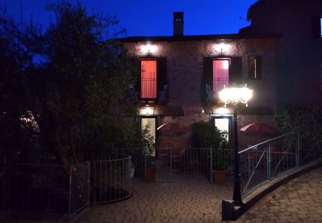 Ferienwohnung in Tremosine - Ulivi sul Garda apartment 2 017189-CNI-00293 Ferienwohnung in Tremosine - Ulivi sul Garda apartment 2 017189-CNI-00293
