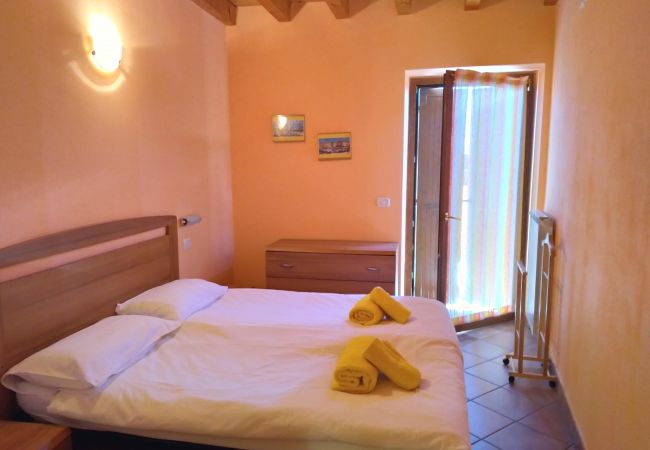 Ferienwohnung in Tremosine - Ulivi sul Garda apartment 2 017189-CNI-00293 Ferienwohnung in Tremosine - Ulivi sul Garda apartment 2 017189-CNI-00293