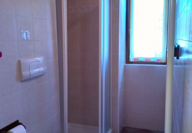 Ferienwohnung in Tremosine - Ulivi sul Garda apartment 2 017189-CNI-00293 Ferienwohnung in Tremosine - Ulivi sul Garda apartment 2 017189-CNI-00293