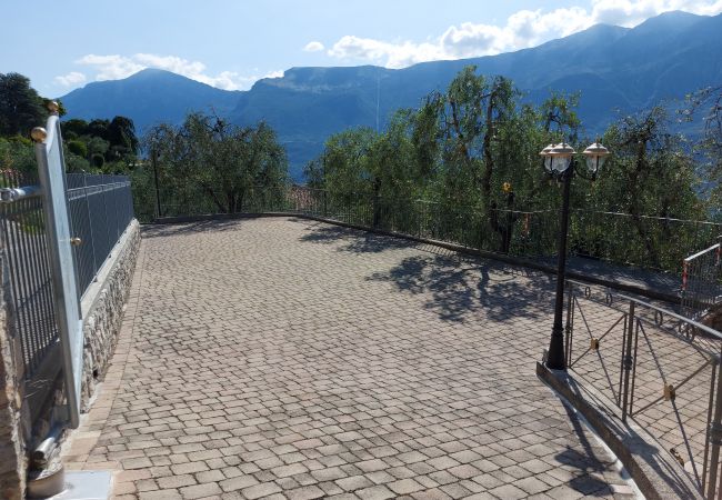 Ferienwohnung in Tremosine - Ulivi sul Garda apartment 2 017189-CNI-00293 Ferienwohnung in Tremosine - Ulivi sul Garda apartment 2 017189-CNI-00293