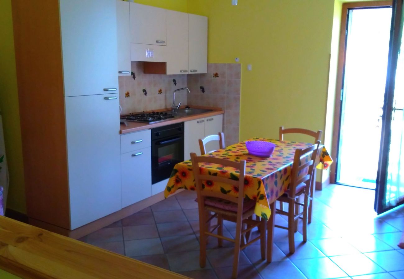Ferienwohnung in Tremosine - Ulivi sul Garda apartment 2 017189-CNI-00293 Ferienwohnung in Tremosine - Ulivi sul Garda apartment 2 017189-CNI-00293