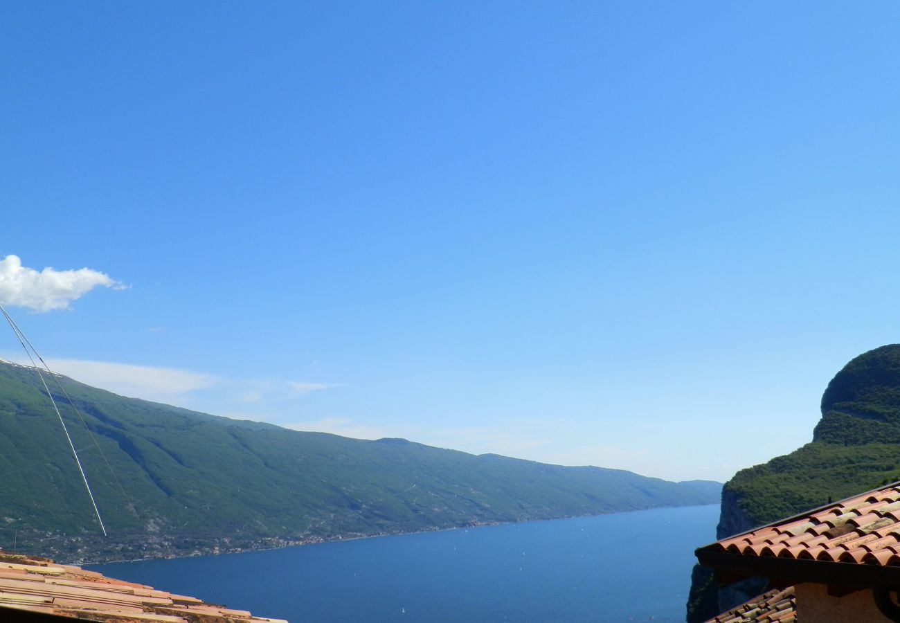 Ferienwohnung in Tremosine - Ulivi sul Garda apartment 2 017189-CNI-00293 Ferienwohnung in Tremosine - Ulivi sul Garda apartment 2 017189-CNI-00293