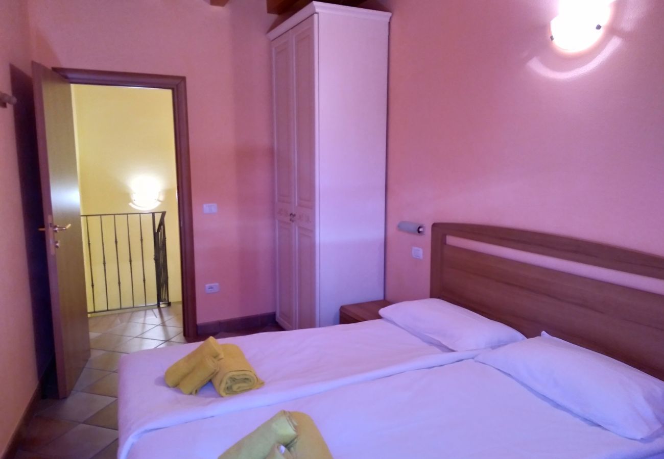 Ferienwohnung in Tremosine - Ulivi sul Garda apartment 2 017189-CNI-00293 Ferienwohnung in Tremosine - Ulivi sul Garda apartment 2 017189-CNI-00293
