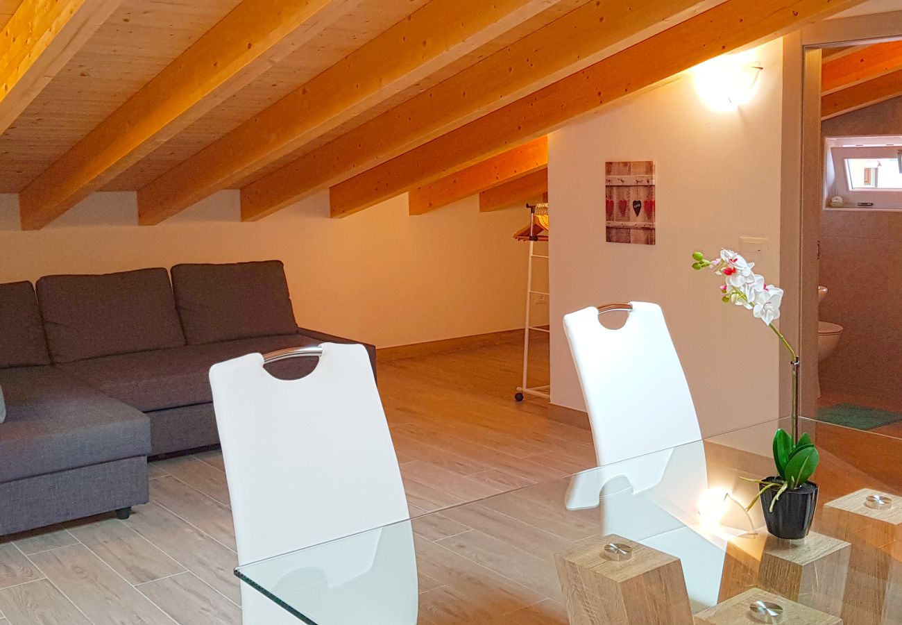 Studio in Tremosine - Casa Gina Attico Studio in Tremosine - Casa Gina Attico