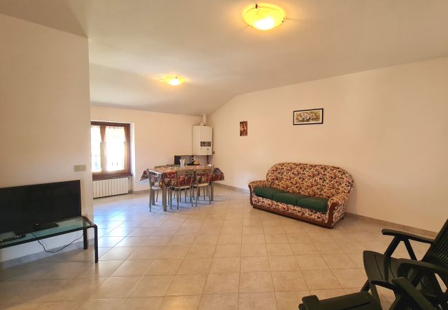 Ferienwohnung in Tignale - Bonaventura 5  Gardola Apartment Ferienwohnung in Tignale - Bonaventura 5  Gardola Apartment