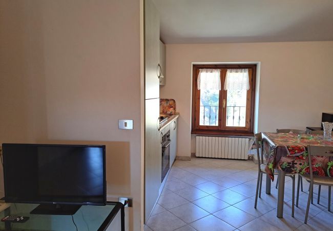 Ferienwohnung in Tignale - Bonaventura 5  Gardola Apartment Ferienwohnung in Tignale - Bonaventura 5  Gardola Apartment