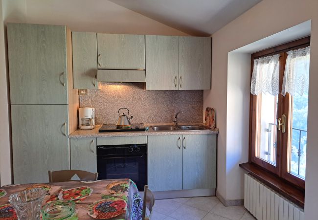 Ferienwohnung in Tignale - Bonaventura 5  Gardola Apartment Ferienwohnung in Tignale - Bonaventura 5  Gardola Apartment