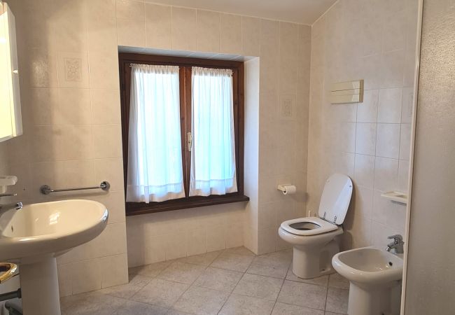 Ferienwohnung in Tignale - Bonaventura 5  Gardola Apartment Ferienwohnung in Tignale - Bonaventura 5  Gardola Apartment