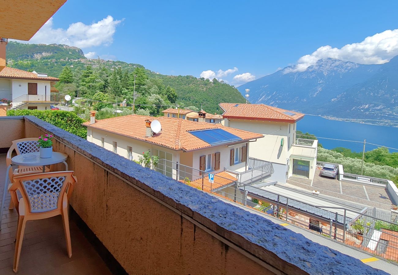 Ferienwohnung in Tremosine - Casa Bellicini appartamento Balcony Lake View Park