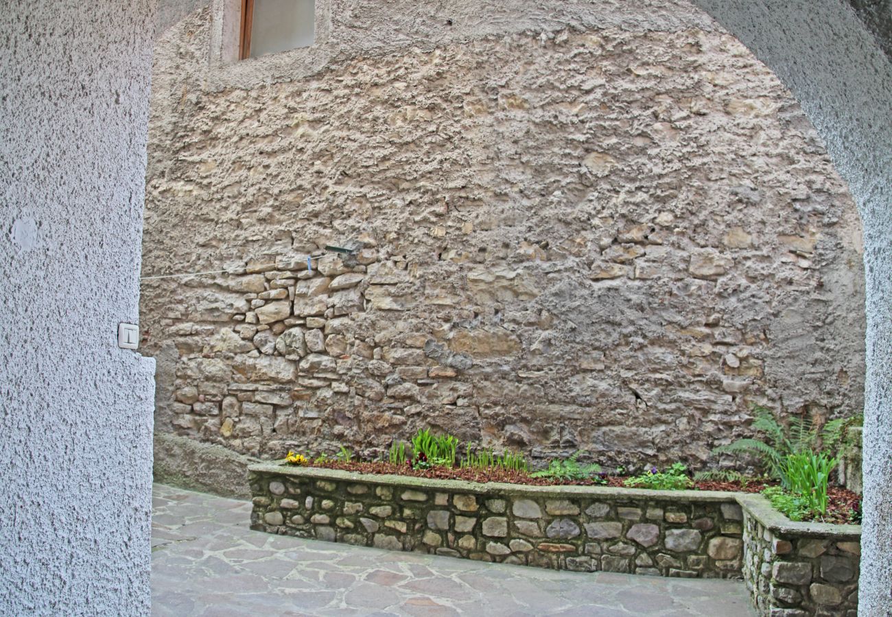 Apartment in Tremosine - La Rotonda Territorio Apartment Apartment in Tremosine - La Rotonda Territorio Apartment