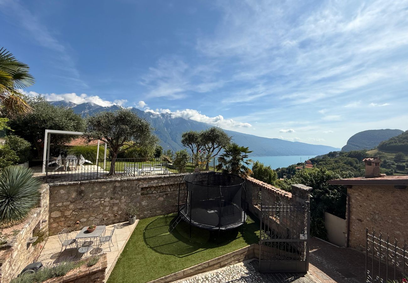 House in Tremosine - Casa Cortili Summer Lake view